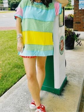 Umgee Green, Aqua, Yellow, and Pink Tunic